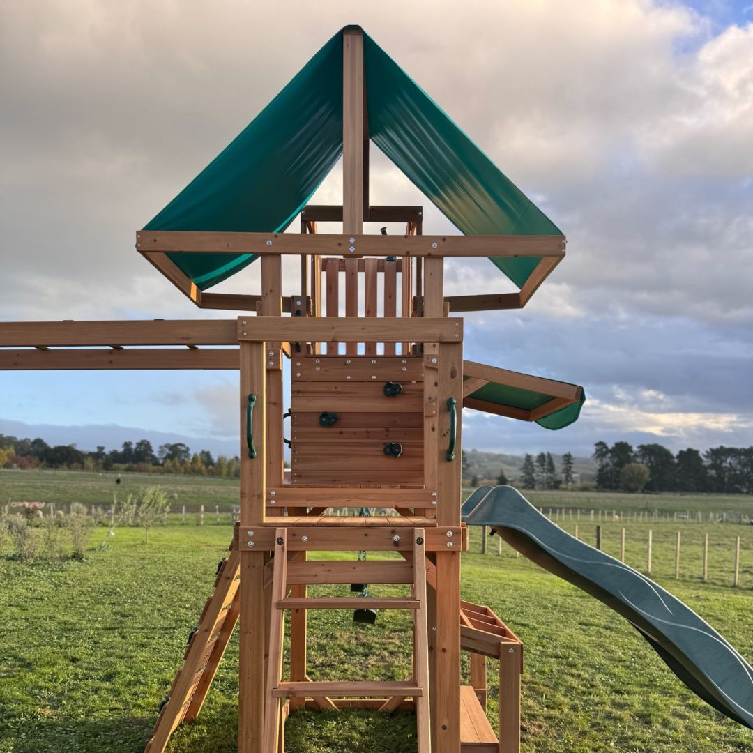 Crow's Nest Play Centre With Elevated Platform