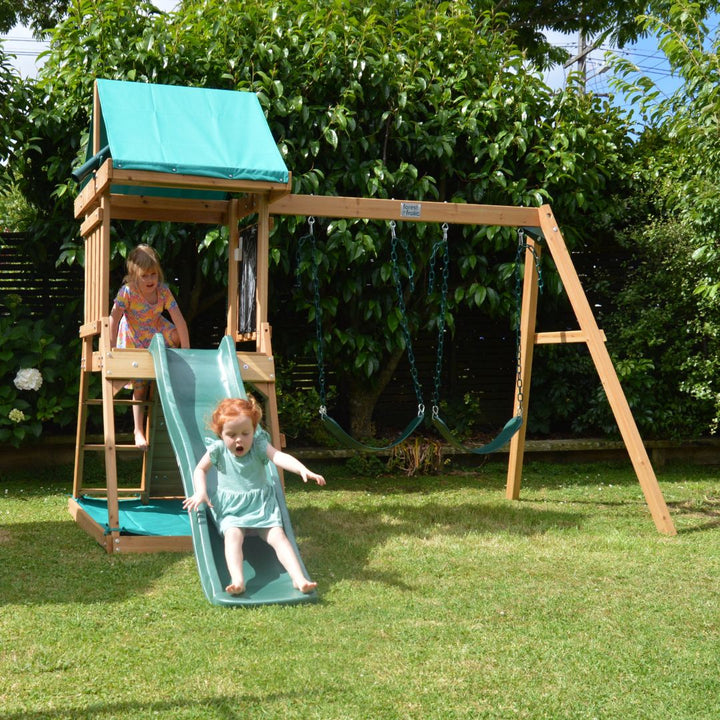 Poppet Park Play Centre Children Using 1.8m Slide