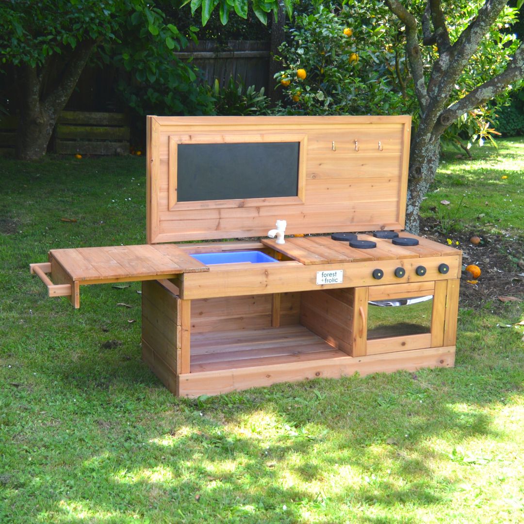 Forage And Find Mud Kitchen