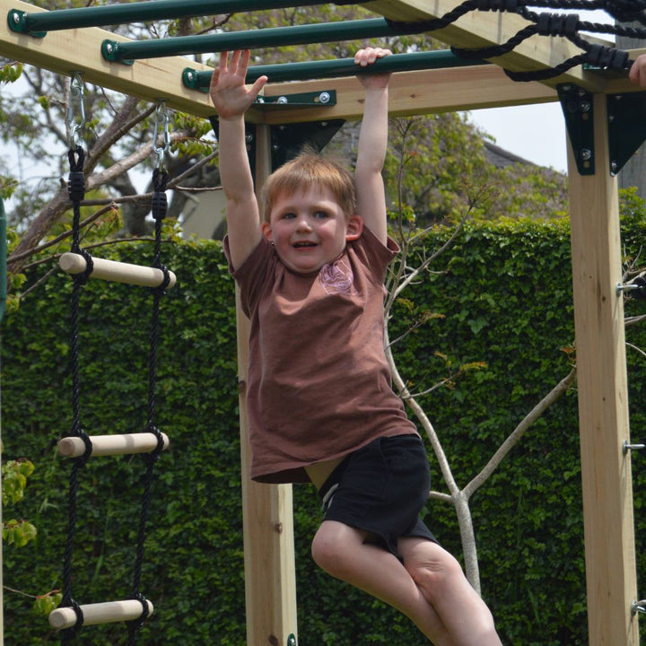 Free-Climber Jungle Gym And Play Centre Child Using Monkey Bars